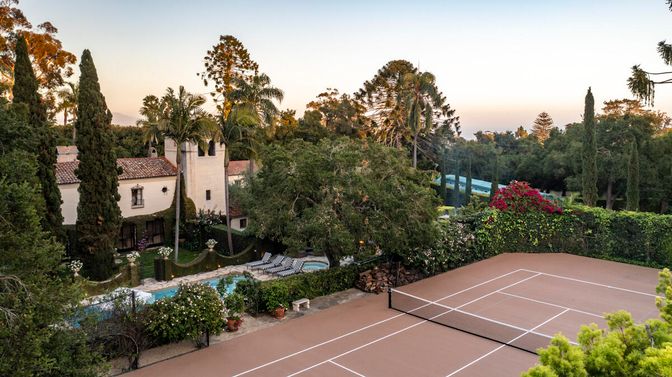 Exterior, Tennis Courts