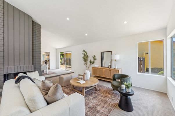 Fireplace, Interior, Living room, Recessed Lighting