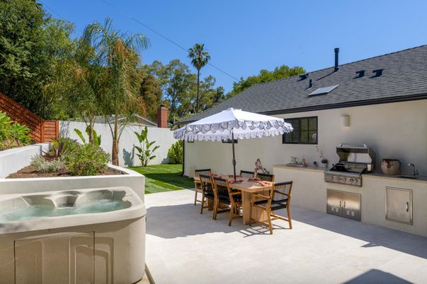 Backyard, Exterior, Hot Tub