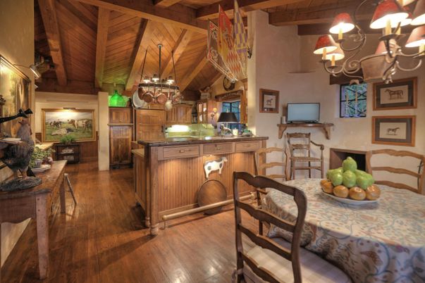 Chandelier, Dining room, Interior, Kitchen, Wooden Beams, Wooden Ceilings, Wood Texture Flooring