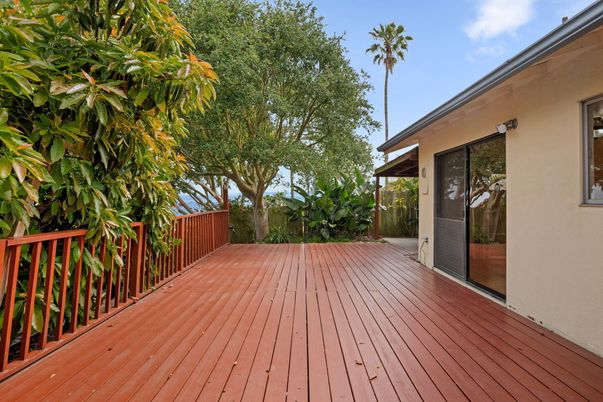 Exterior, Wood Texture Flooring