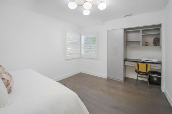 Bedroom, Home Office, Interior, Wood Texture Flooring