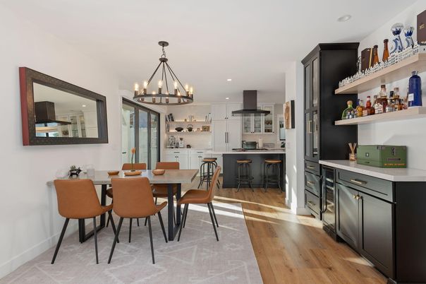 Chandelier, Dining room, Interior, Kitchen, Pendant Lights, Recessed Lighting, Wood Texture Flooring
