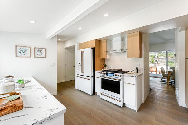 Interior, Kitchen, Recessed Lighting, Wood Texture Flooring