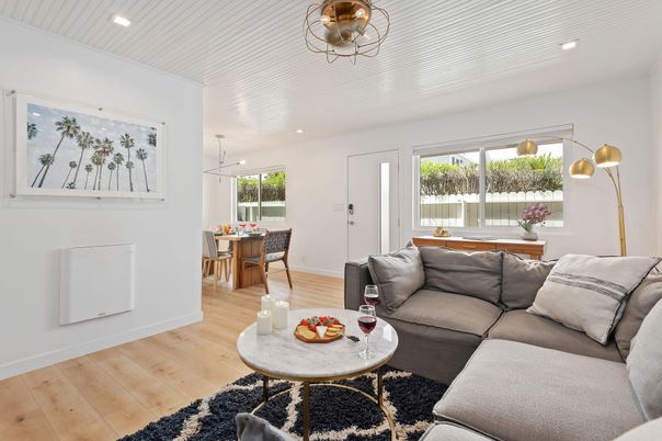 Dining room, Interior, Living room, Pendant Lights, Recessed Lighting, Wood Texture Flooring