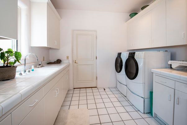 Interior, Washer