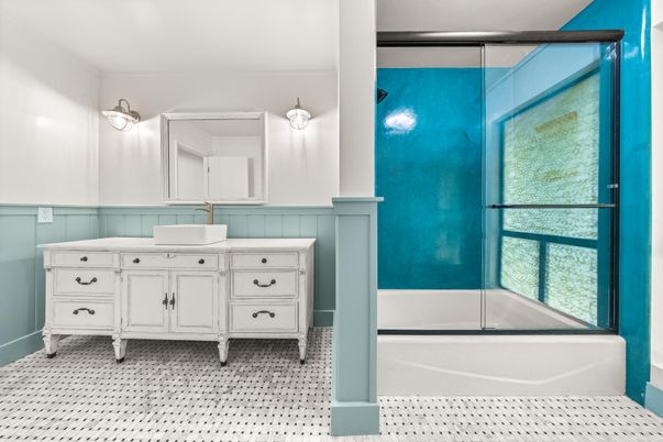 Bathroom, Glass Shower, Interior
