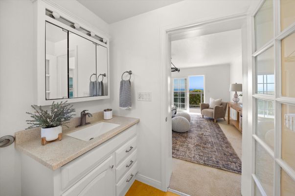Bathroom, Bedroom, Dual Sink Vanities, Interior, Wood Texture Flooring