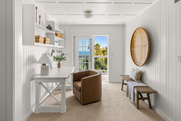 Home Office, Interior, Water