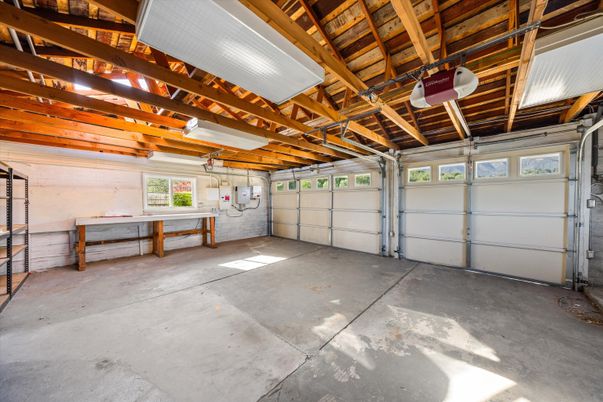 Garage, Interior, Wooden Beams, Wooden Ceilings