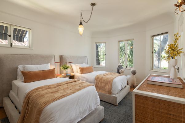 Bedroom, Interior, Pendant Lights