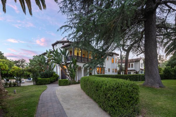 Backyard, Exterior, Facade, Mediterranean