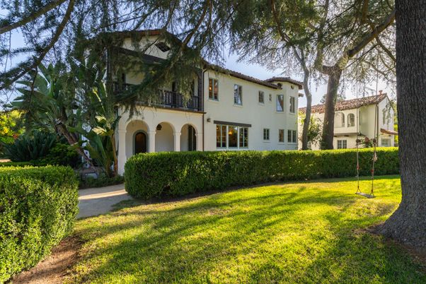 Backyard, Exterior, Facade, Spanish Mediterranean