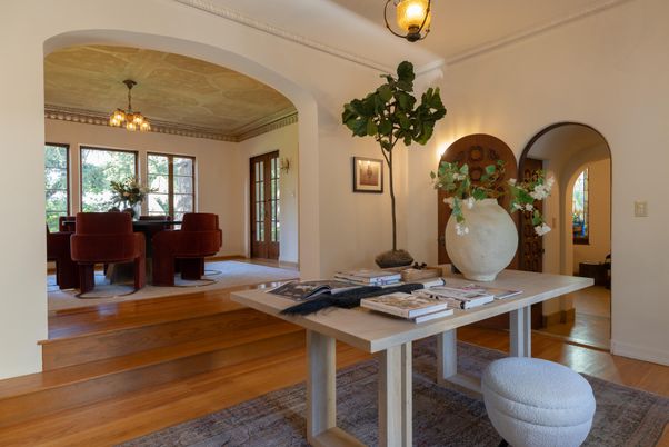 Chandelier, Dining room, Interior, Wood Texture Flooring