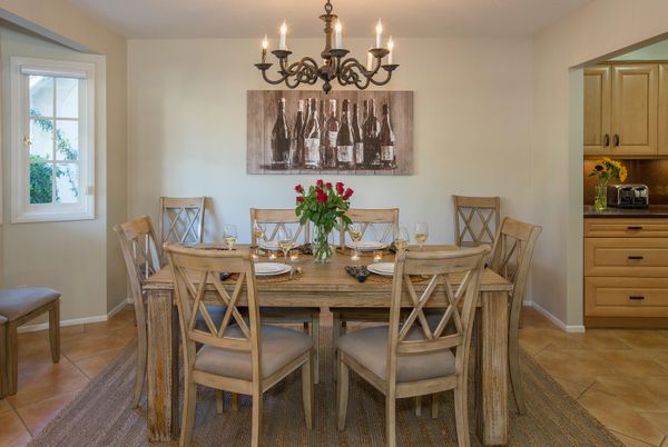Chandelier, Dining room, Interior