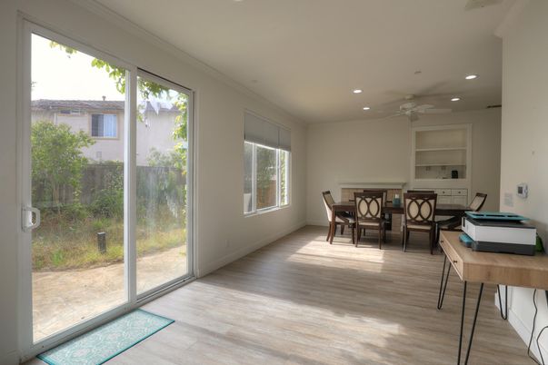 Home Office, Interior, Recessed Lighting, Wood Texture Flooring