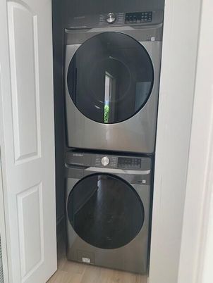 Interior, Utility Closets, Washer