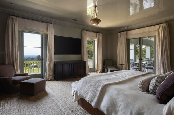 Bedroom, Interior, Pendant Lights, Water