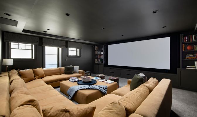 Interior, Projection Screen, Recessed Lighting, Theatre Room