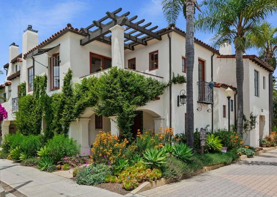 Exterior, Facade, Spanish Mediterranean