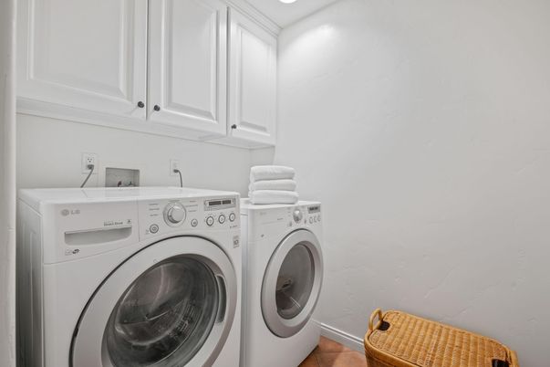 Interior, Recessed Lighting, Washer