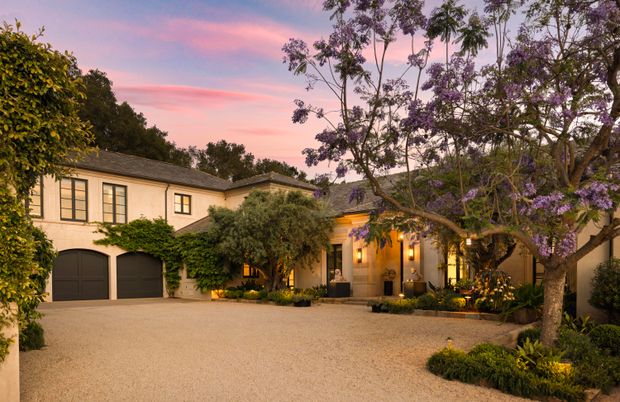 Attached, Backyard, Exterior, Facade, French Provincial