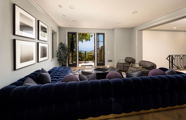 Interior, Living room, Recessed Lighting, Water, Wood Texture Flooring