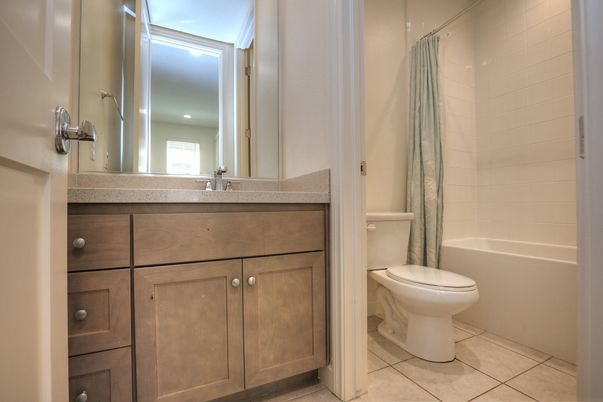 Bathroom, Interior, Recessed Lighting