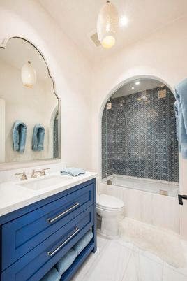 Bathroom, Glass Shower, Interior, Pendant Lights, Recessed Lighting
