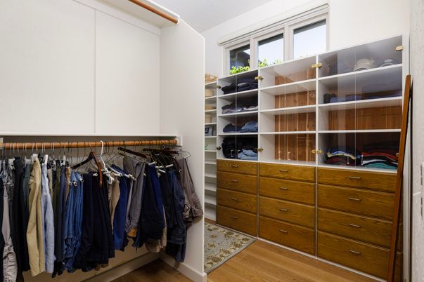 Interior, Walk-in Closets, Wood Texture Flooring