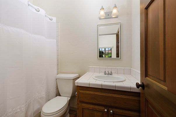 Bathroom, Interior, Tile Countertops