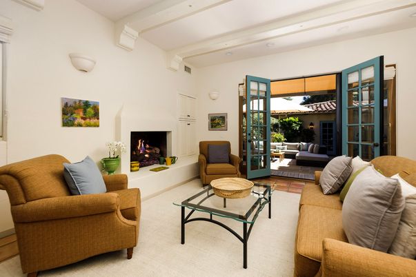 Fireplace, Interior, Living room, Recessed Lighting