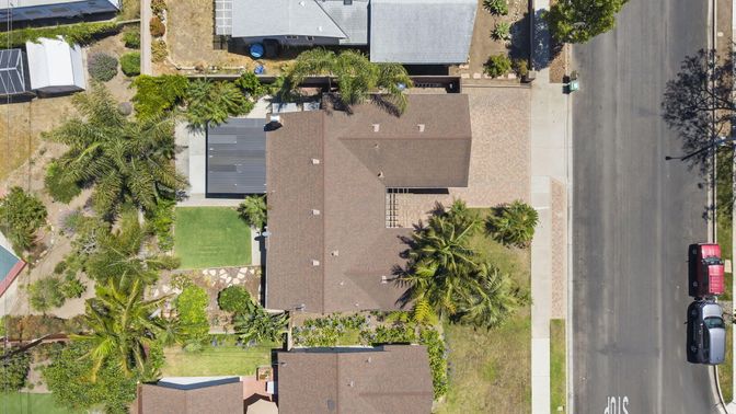 Exterior, Drone