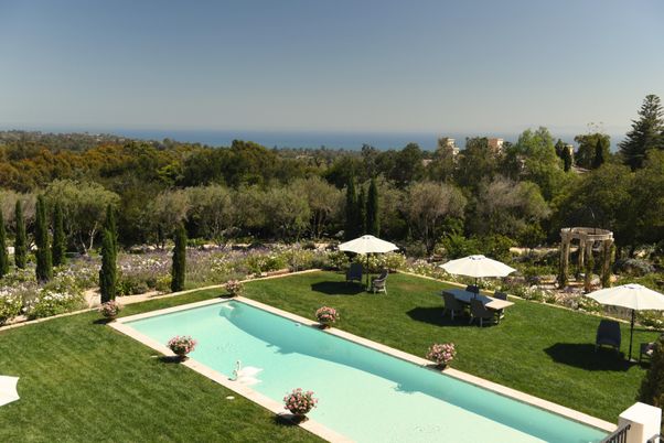 Exterior, Pool, Water
