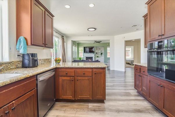 Fireplace, Interior, Kitchen, Recessed Lighting, Wood Texture Flooring