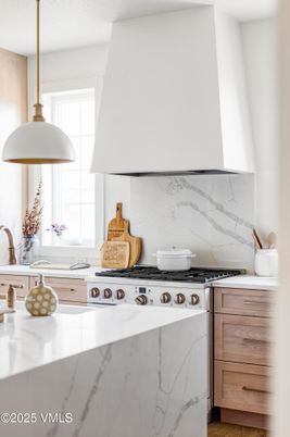Interior, Kitchen, Pendant Lights, Stainless Steel Appliances