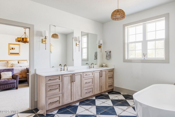 Bathroom, Dual Sink Vanities, Free Standing Baths, Interior, Pendant Lights