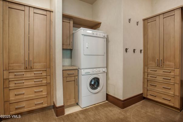 Interior, Utility Closets, Washer