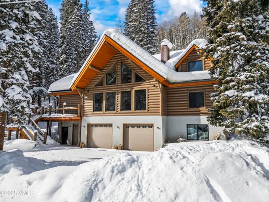 Attached, Exterior, Facade, Log Home