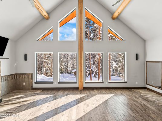 Empty room, Interior, Wooden Beams, Wood Texture Flooring