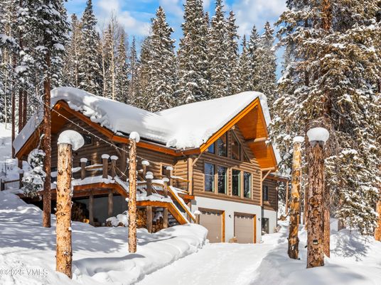 Attached, Exterior, Facade, Log Home