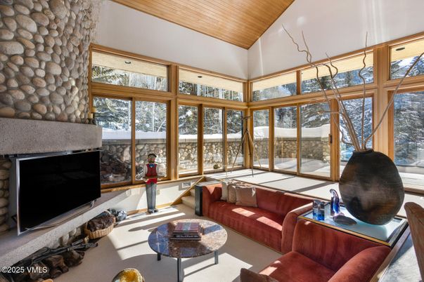 Interior, Living room, Stone Walls, Sun Room, Wooden Ceilings