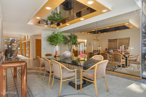 Dining room, Interior, Recessed Lighting