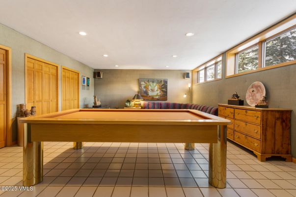 Billiard Table, Game Room, Interior, Recessed Lighting