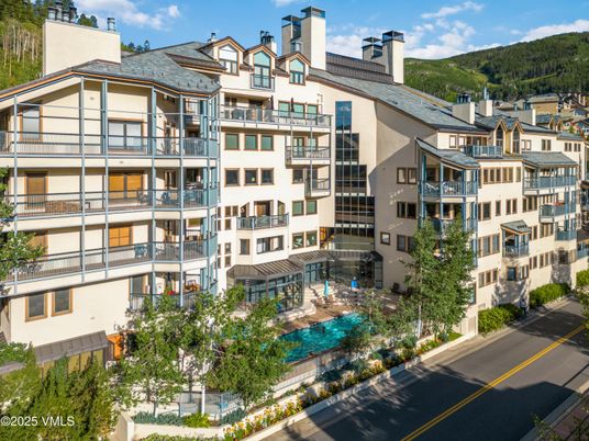 Exterior, Facade, Condo Building