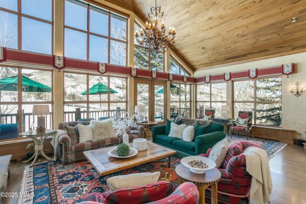 Chandelier, Interior, Living room, Sun Room, Wooden Ceilings, Wood Texture Flooring