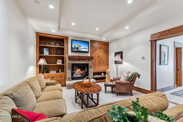 Fireplace, Interior, Living room, Recessed Lighting