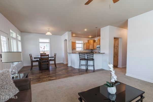 Dining room, Interior, Kitchen, Pendant Lights, Recessed Lighting, Wood Texture Flooring