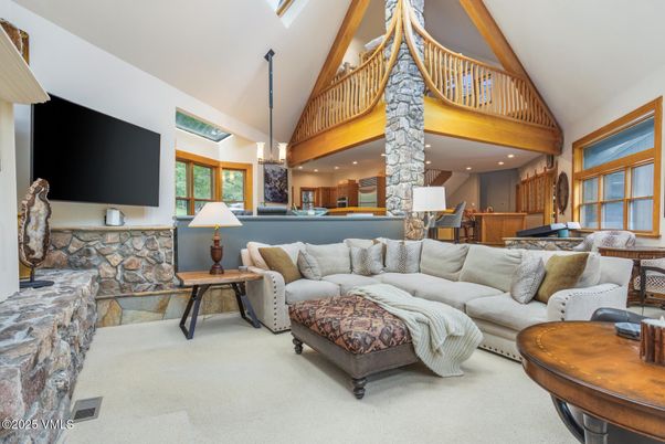 Interior, Kitchen, Living room, Recessed Lighting, Stone Walls