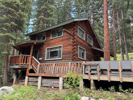 Exterior, Facade, Brick Facade, Log Home